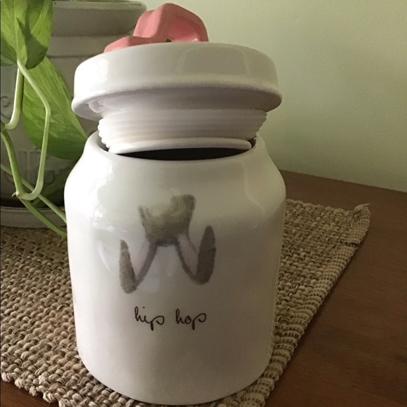 RAE DUNN BUNNY CANISTER - Picture 2 of 3